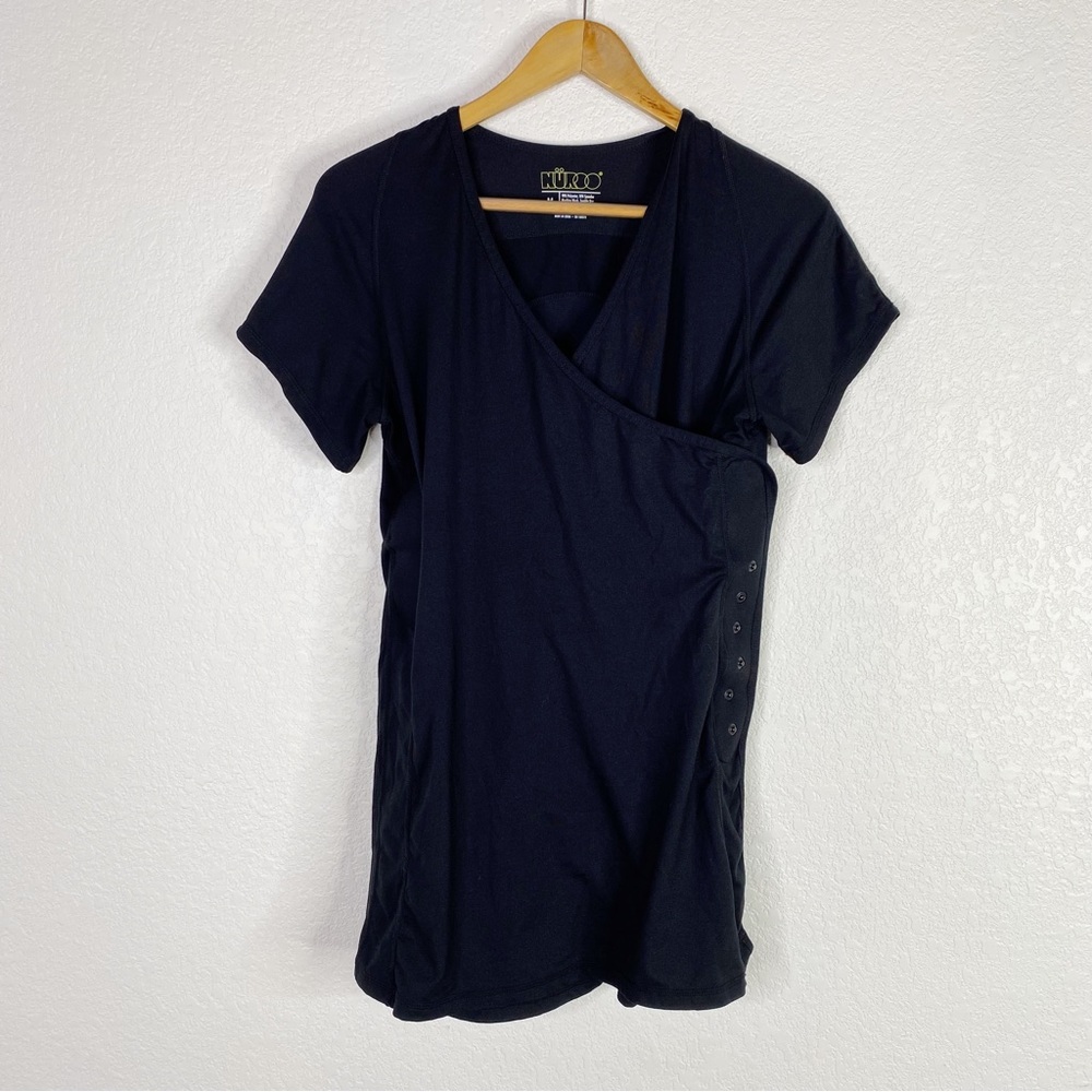 Nuroo Black Baby Wearing Stretch Short Sleeve T-Shirt